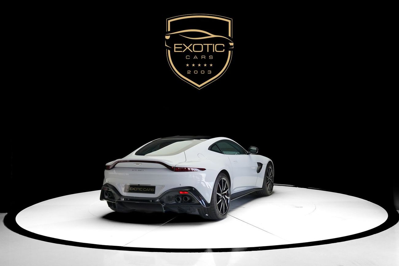 Aston Martin Vantage Std 4.0L