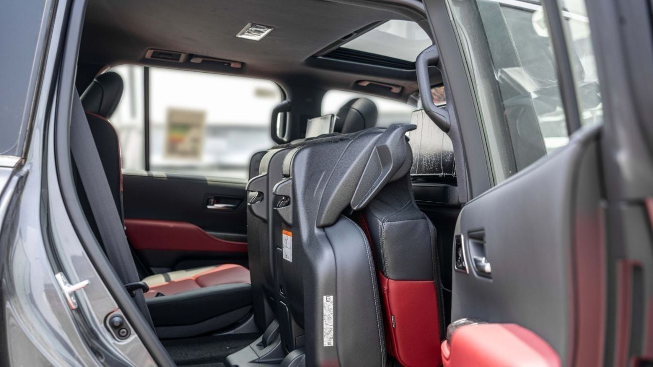 تويوتا لاند كروزر 2025 Toyota Land Cruiser VXR 3.5L AT Hybrid (Black-Red)