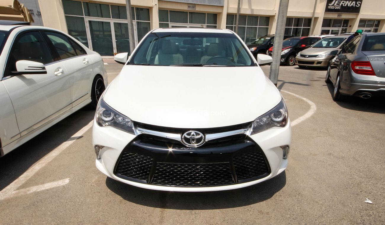 Toyota Camry XLE
