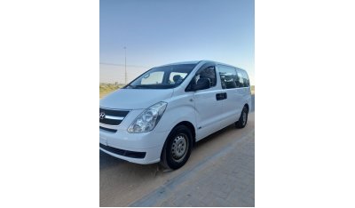 Hyundai H-1 Starex