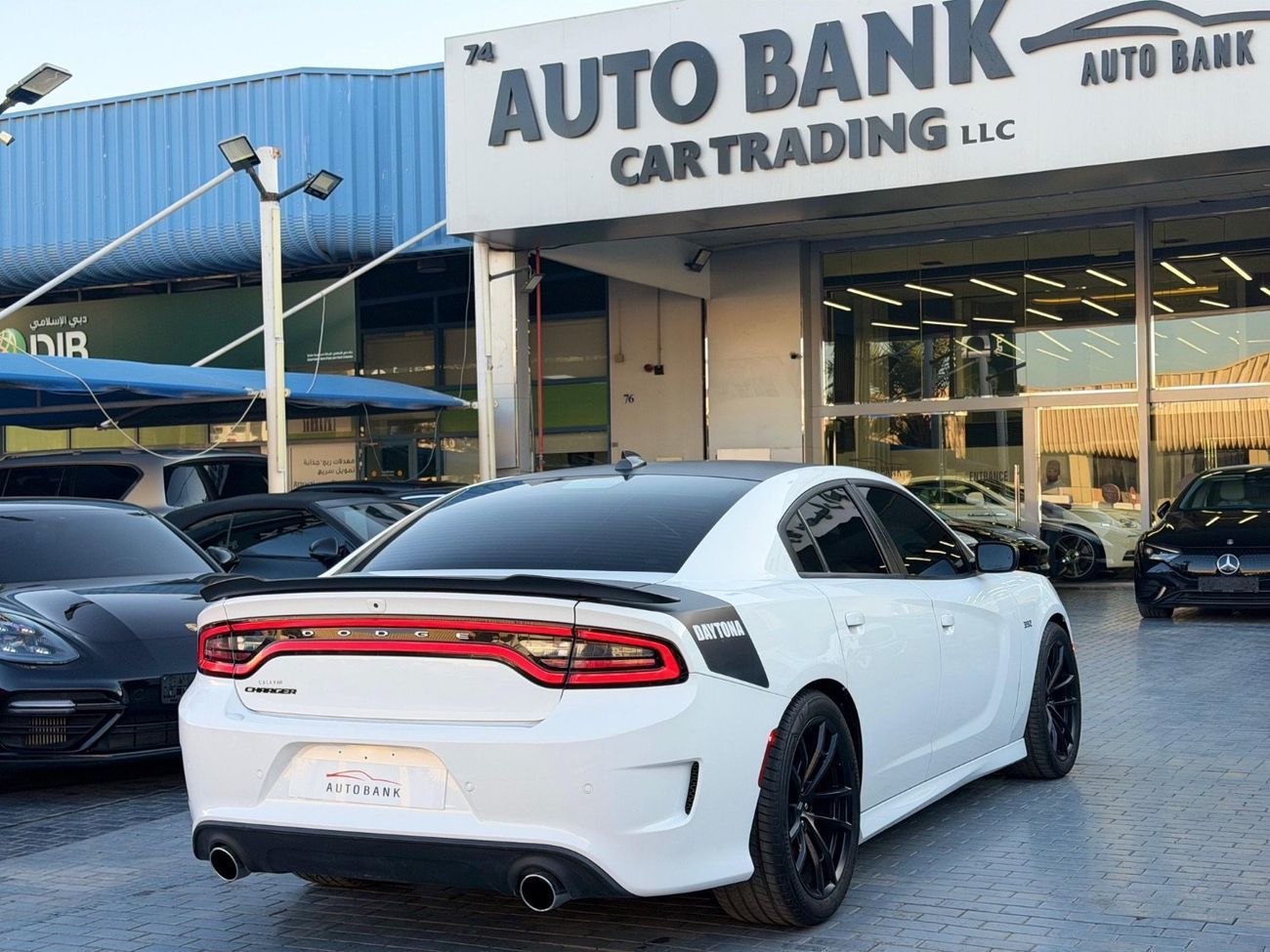 Dodge Charger SRT8 6.4L