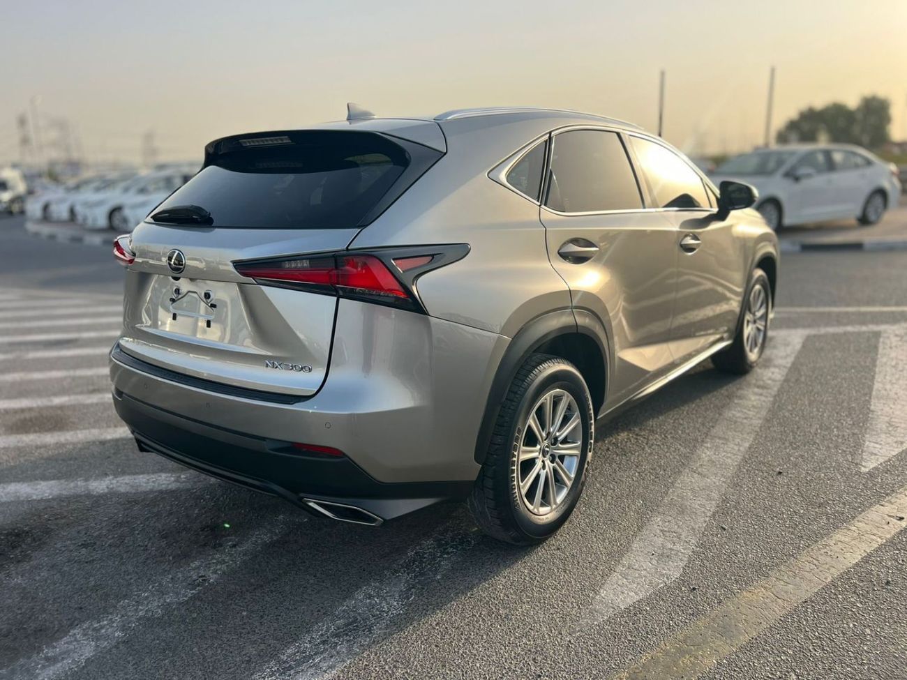 لكزس NX 300 2021 LEXUS NX 300 -2.0 L - V4 - Sunroof - Push Start - Leather & Electric Seats - Trunk Automatic -