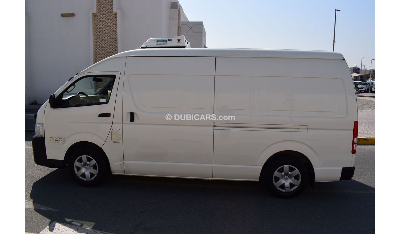 Toyota Hiace GLS -High Roof  Panal Van Toyota Hiace Highroof Chiller Van, Model:2022. Excellent condition