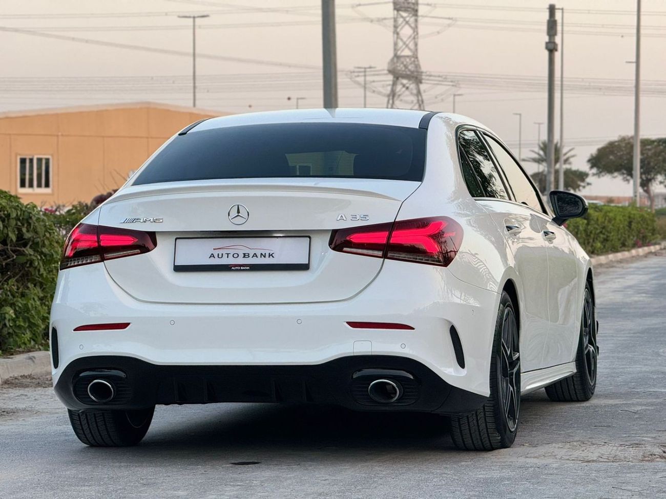 Mercedes-Benz A 35 AMG MERCEDES_BENZ.A_CLASS .AMG A 35