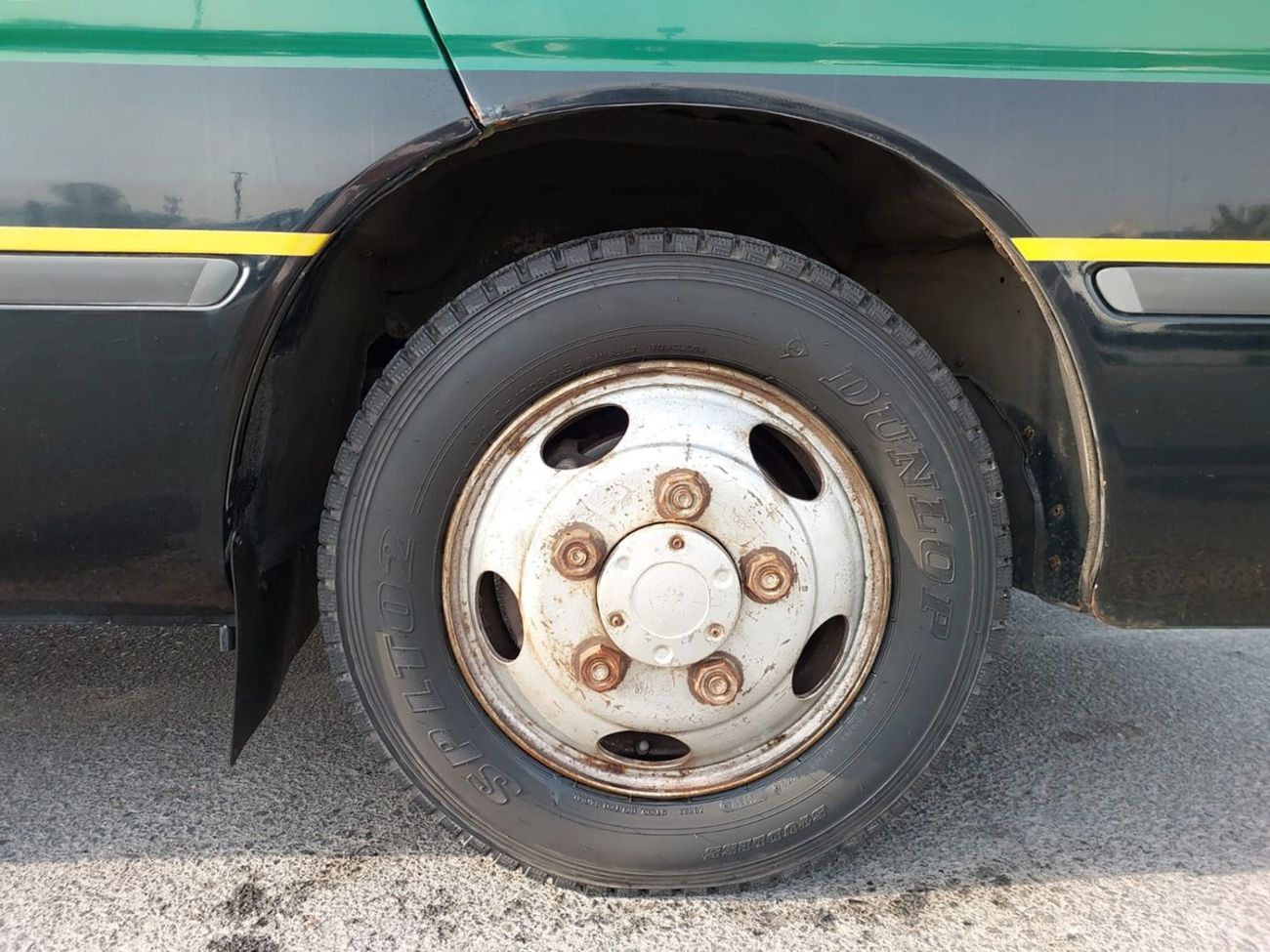 Toyota Coaster TOYOTA COASTER BUS RHD 2000 MODEL 4.2 L DIESEL AUTOMATIC(PM10377)