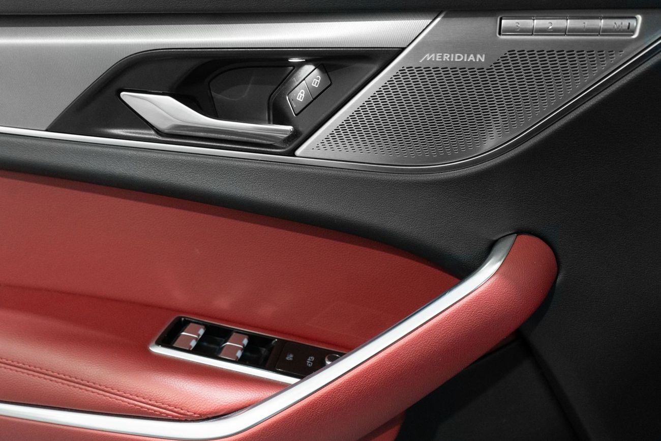 Jaguar F Pace R-Dynamic SE 2021 Jaguar F Pace R-Dynamic / Jaguar Warranty & Full Jaguar Service History