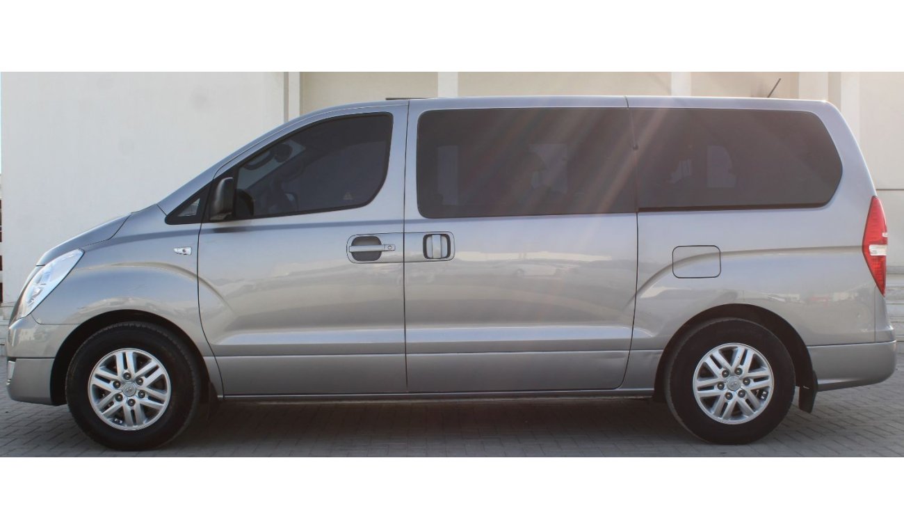 هيونداي جراند ستاريكس هيونداي h1 جراند استاركس 2017 وارد كوريا أوراق جمارك بحالة ممتازة بدون حوادث