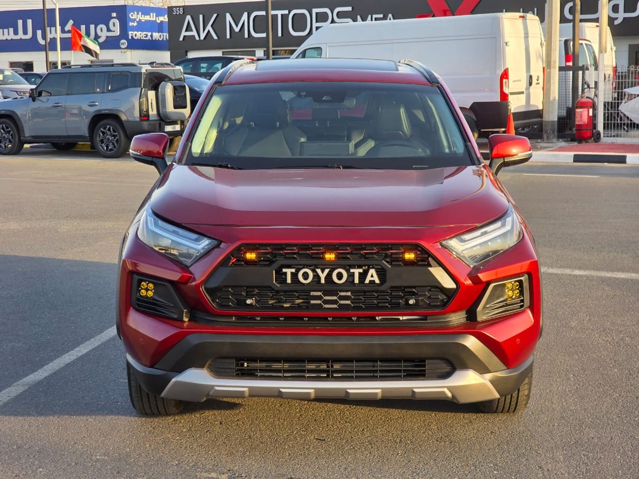 Toyota RAV4 2.5L Limited Hybrid Sunroof , Push button, Trunk automatic and original leather seats