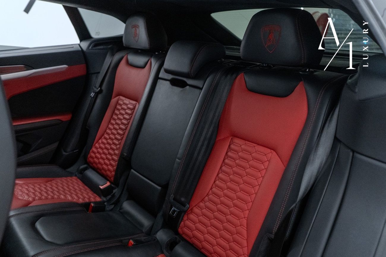 Lamborghini Urus 2020 Lamborghini Urus, Service History, Excellent Condition, Canadian Spec