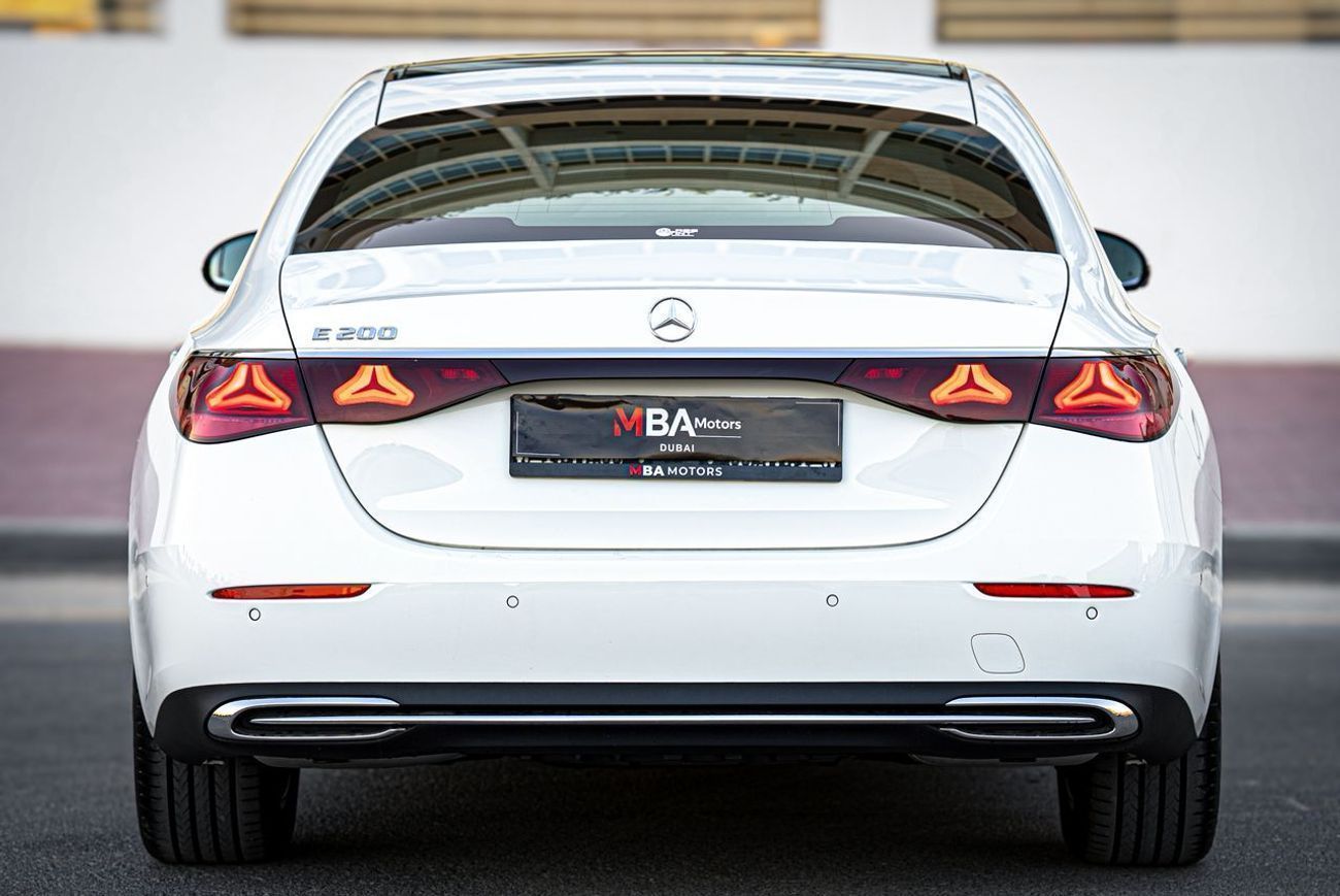 Mercedes-Benz E200 2.0L