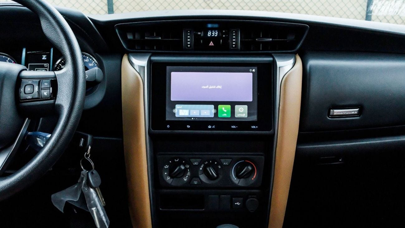 تويوتا فورتونر 2026 Toyota Fortuner GX 2.7 AT Petrol (Silver-Tan) RWD