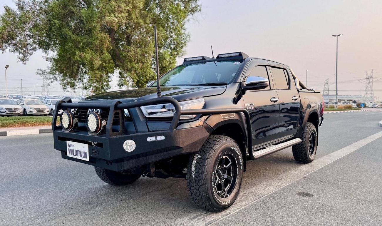 Toyota Hilux DOUBLE CABIN | GTK BULL BAR | HEAVY LED SPOTLIGHTS | AT | 2.8L DIESEL ENGINE