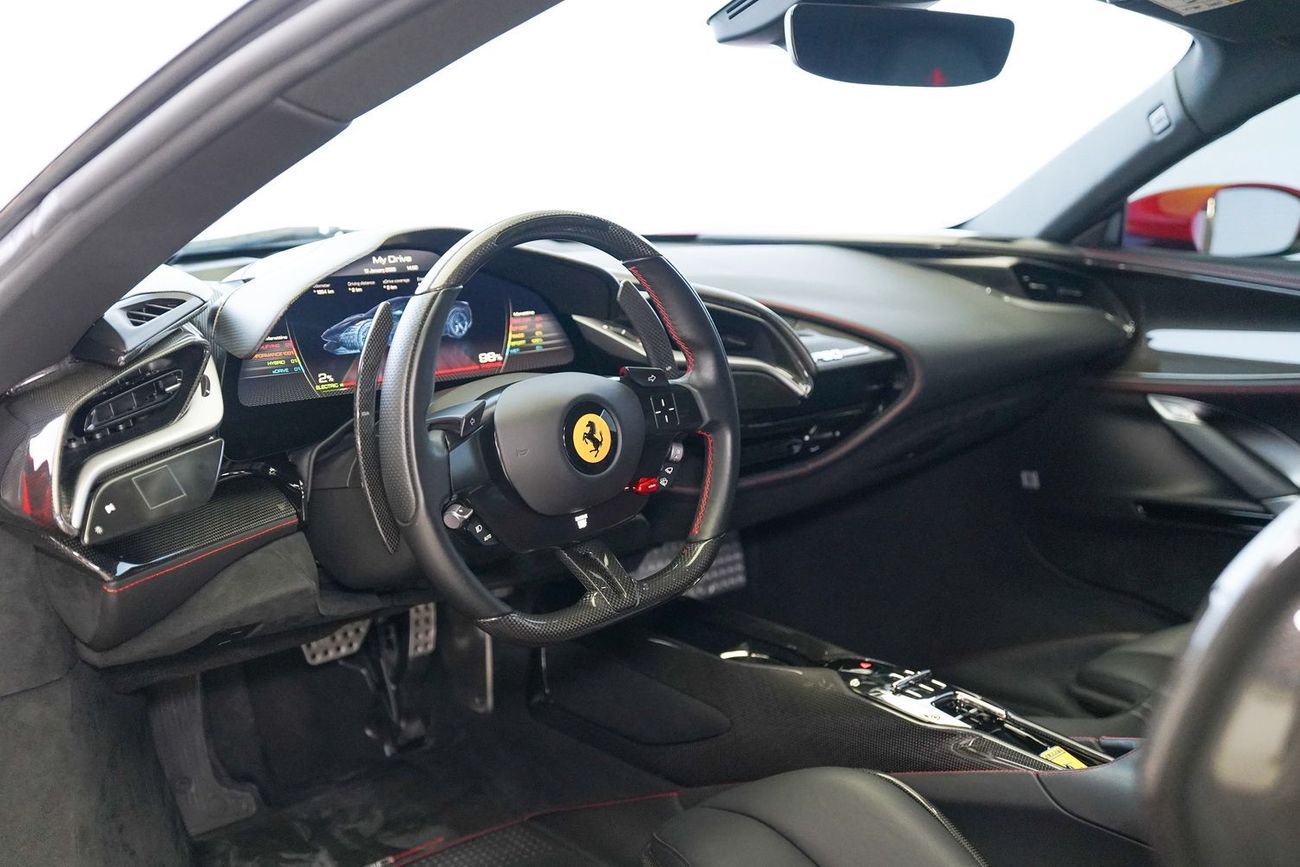 فيراري SF90 ستراديل