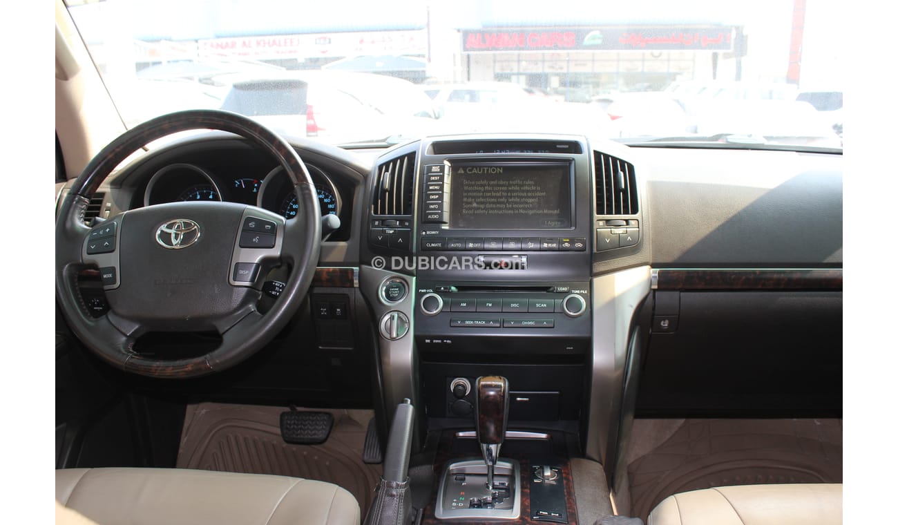 تويوتا لاند كروزر (2009) VXR V8 GCC