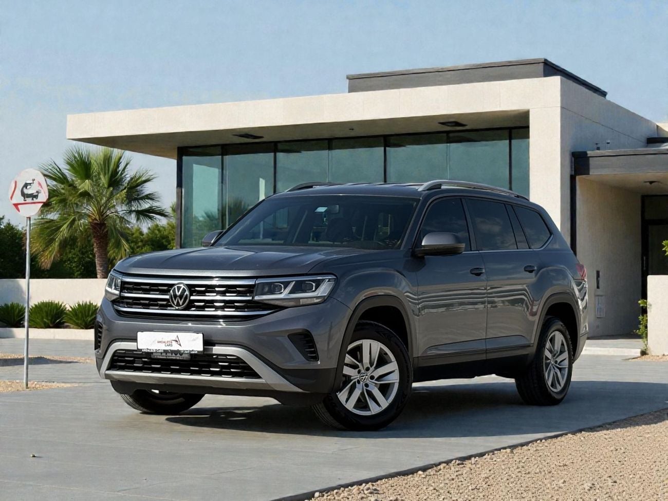 فولكس واجن تيرامونت VOLKSWAGEN TERAMONT 3.6L V6 A/T | 2022 | GCC SPECS | AED 1,220 per month