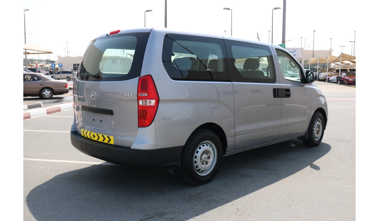 Hyundai H-1 9 SEATER AUTOMATIC PASSENGER VAN