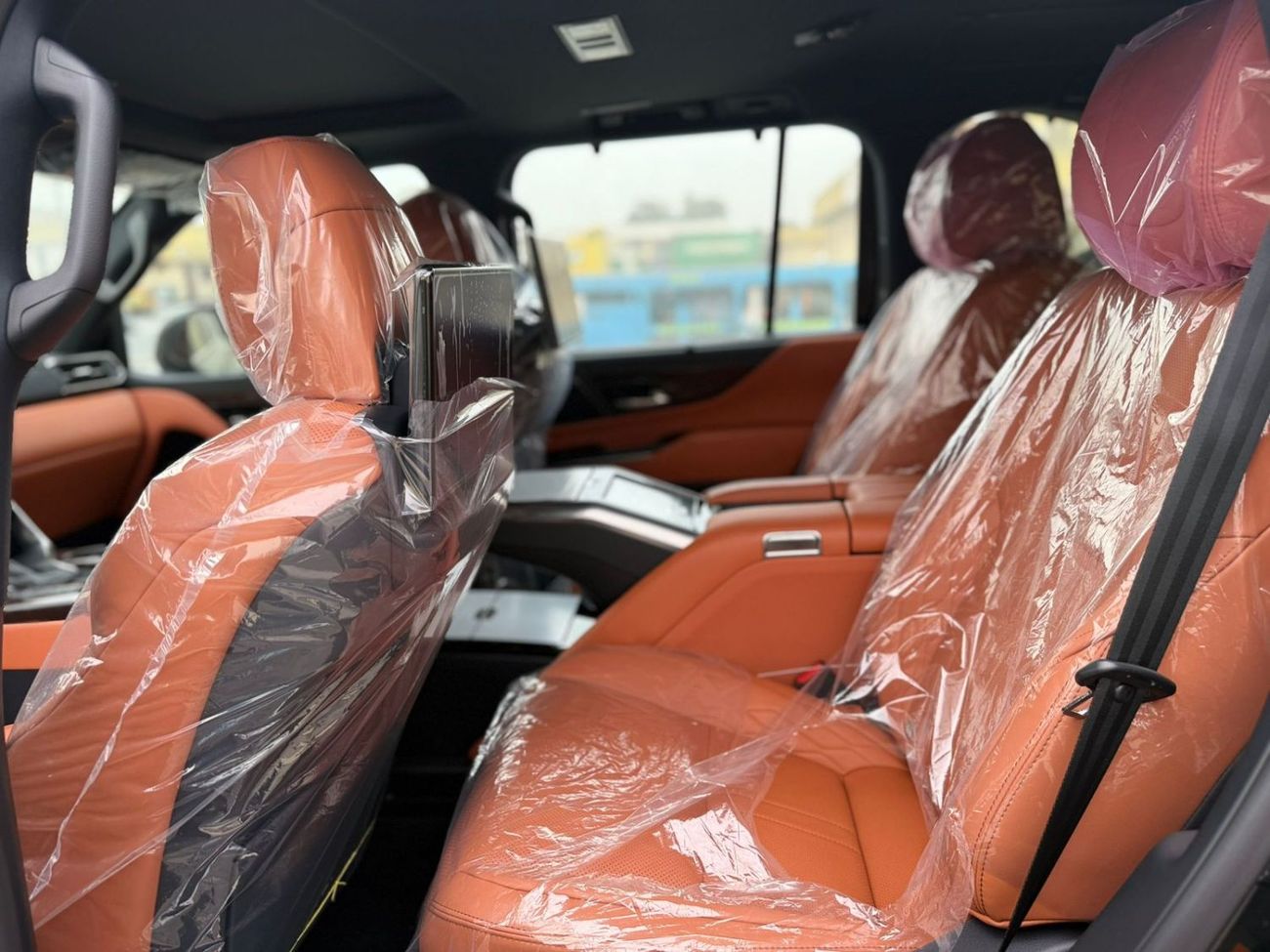 Lexus LX 600 VIP LAUNCH EDITION 3.5L