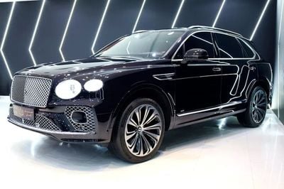 Bentley Bentayga V8, Mulliner Console Bottle Cooler, Rear Picnic Tables, Carbon Interior!!