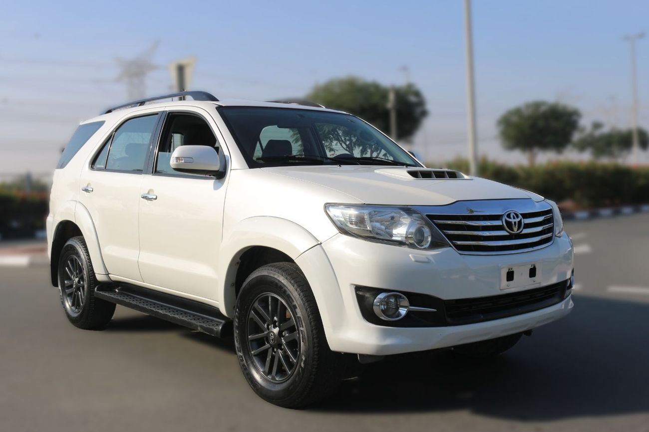 Toyota Fortuner Toyota Fortuner 2014 Diesel D4D Full options EXPORT ONLY