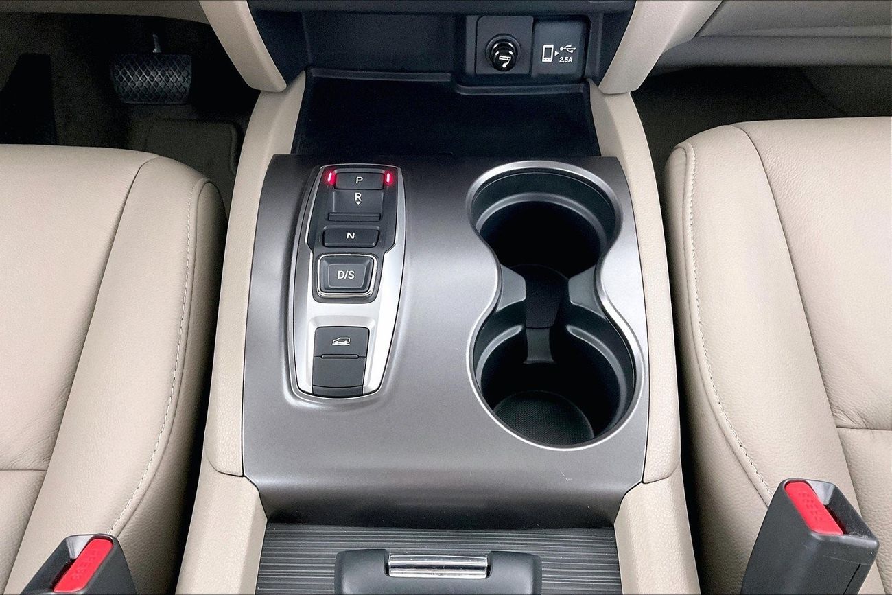 Jeep Grand Cherokee Limited Plus| 1 year free warranty | Exclusive Eid offer