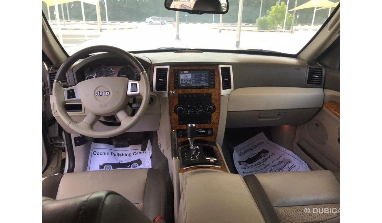 Jeep Grand Cherokee 2008 gcc very celen car