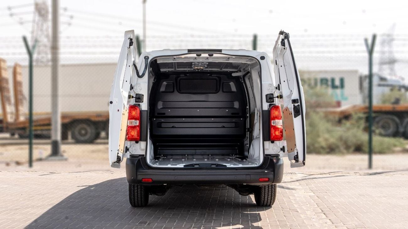 سيتروين جمبي 2026 Citroen Jumpy 2.0L AT Turbo Diesel Cargo Van