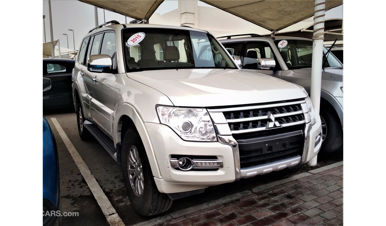 Mitsubishi Pajero 2015 WHITE GCC NO ACCIDENT NO ACCIDENT PERFECT