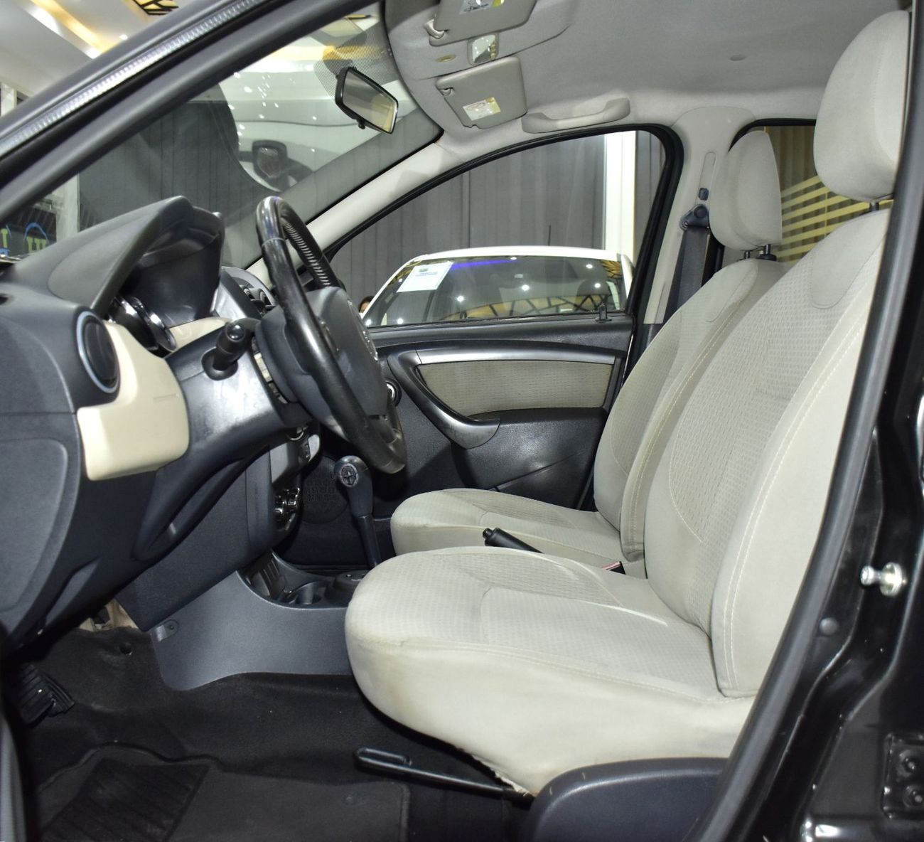 رينو داستر EXCELLENT DEAL for our Renault Duster ( 2016 Model ) in Black Color GCC Specs