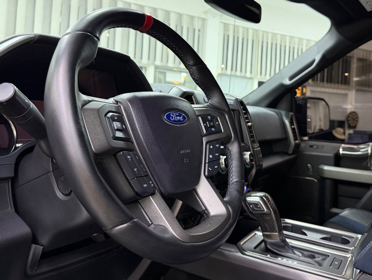 فورد إف-150 رابتور GCC .. FSH .. Warranty .. Original paint .. V6 .. Top Range