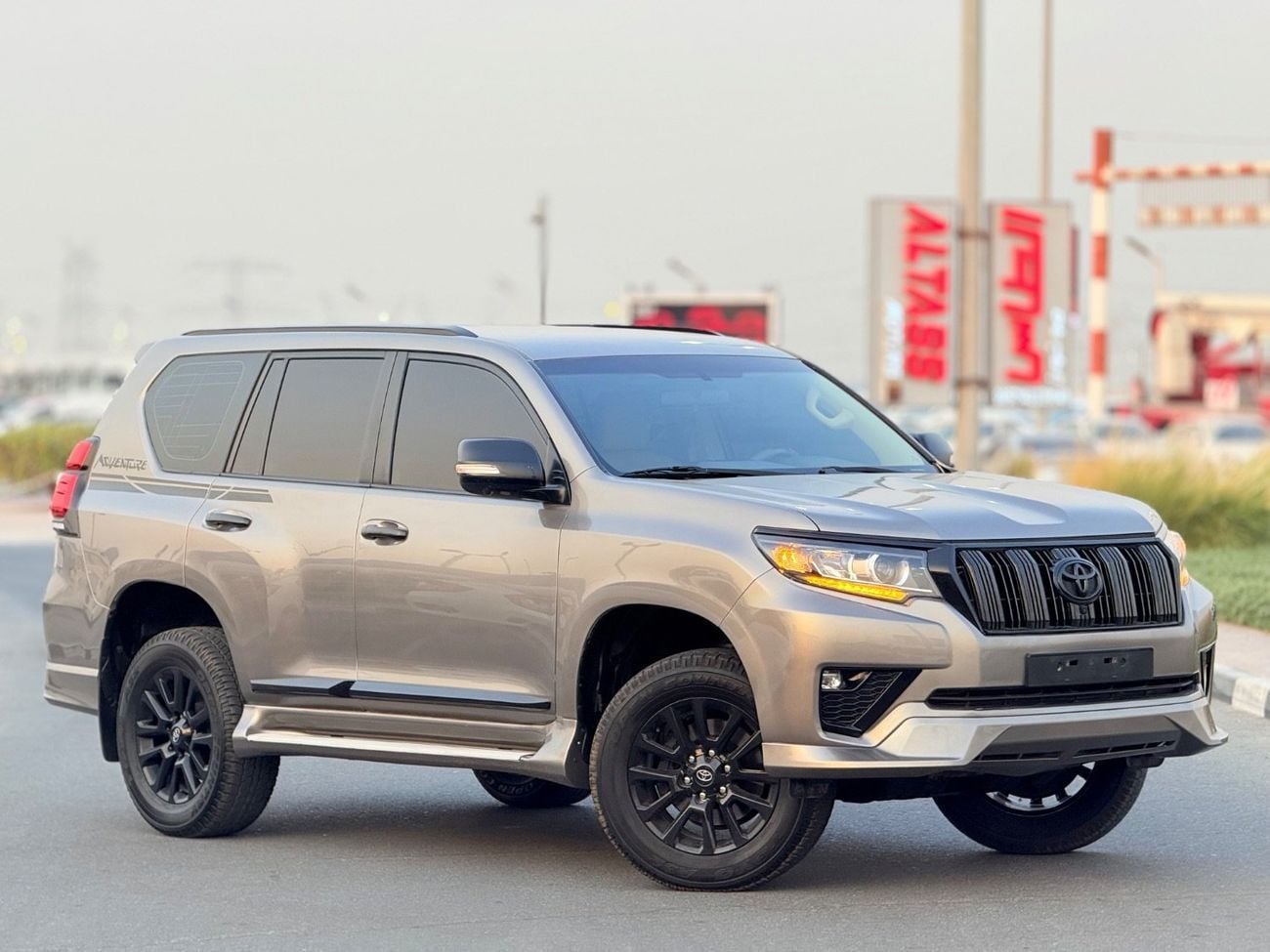 Toyota Prado VXR 2.7L 4WD petrol