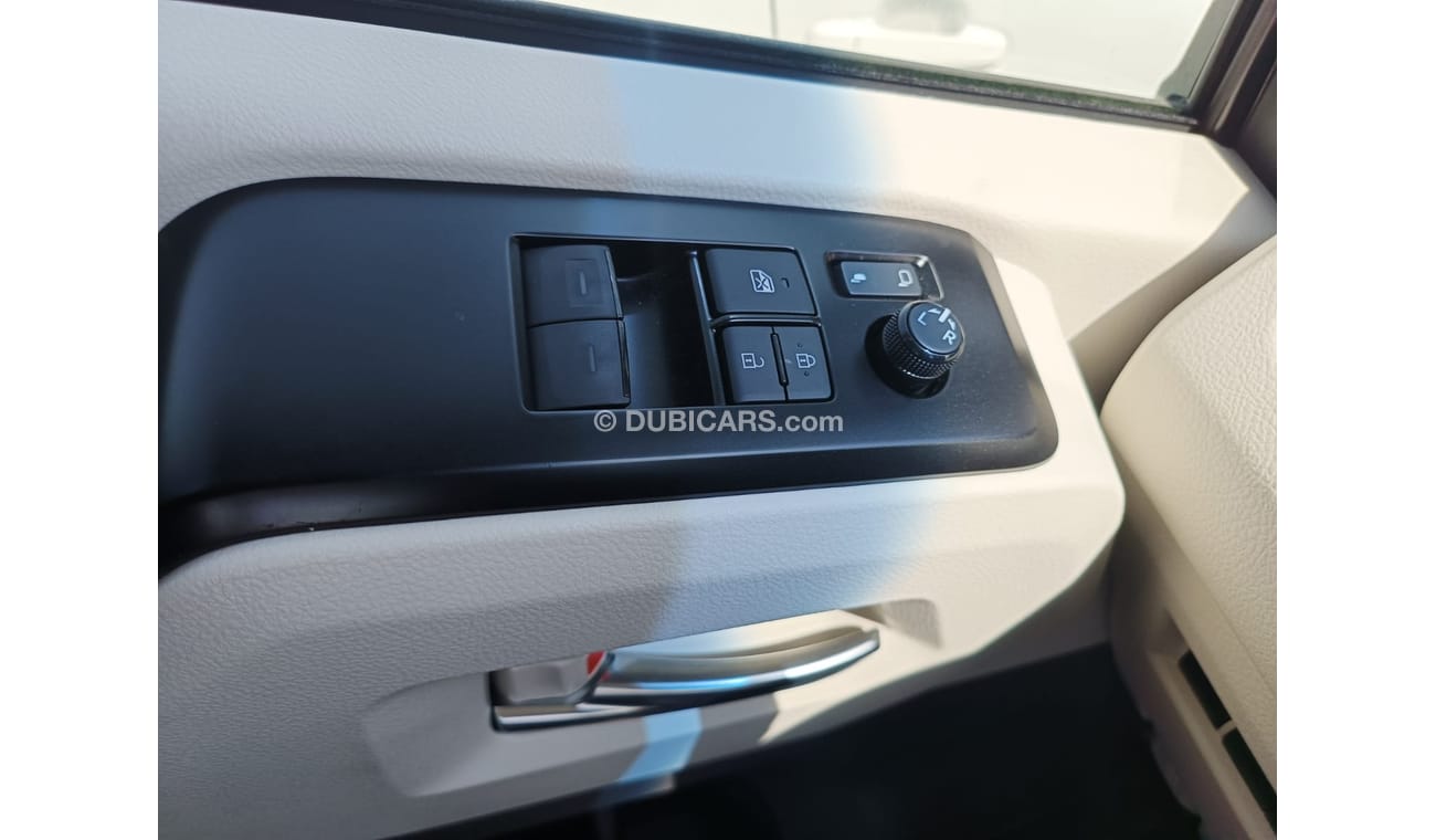 Toyota Hiace GL, MANUAL GEAR / 2.8L Diesel - High-roof / New Shape (CODE # 67769)