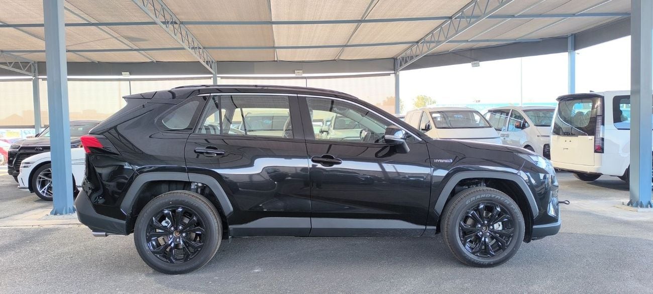 تويوتا راف ٤ TOYOTA RAV 4 HYBRID E-FOUR