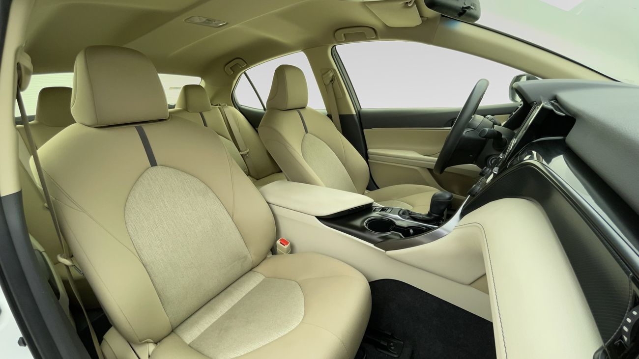 تويوتا كامري S 2.5 | بدون دفعة مقدمة | اختبار القيادة في المنزل