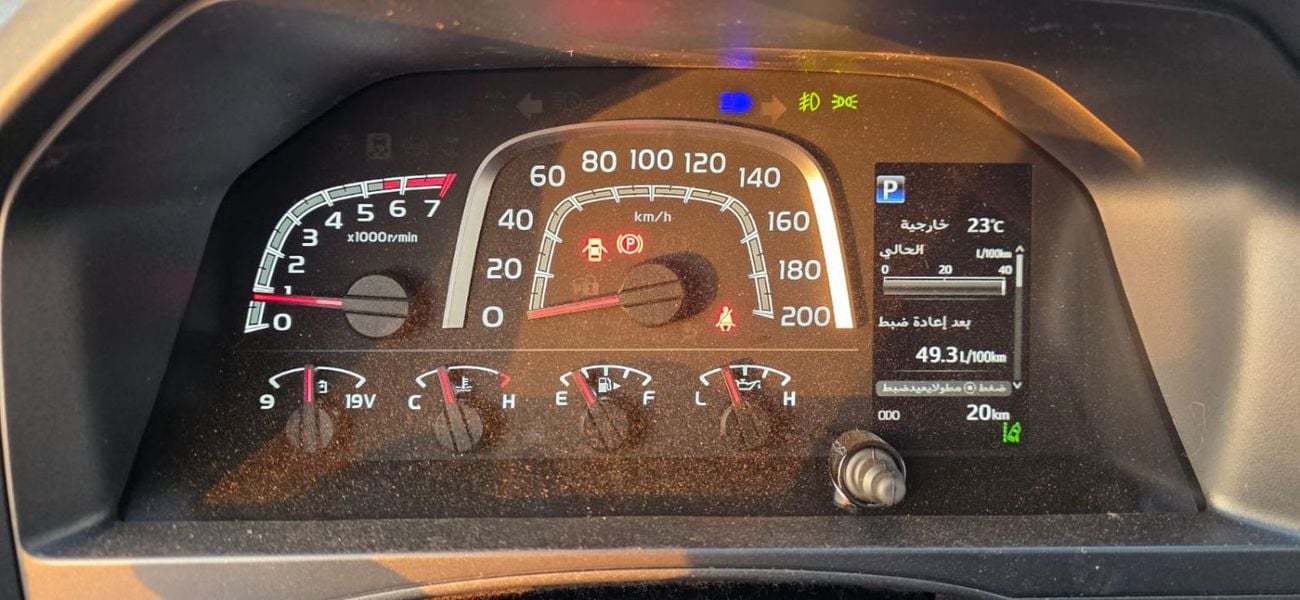 تويوتا لاند كروزر 70 PETROL FULL OPTION