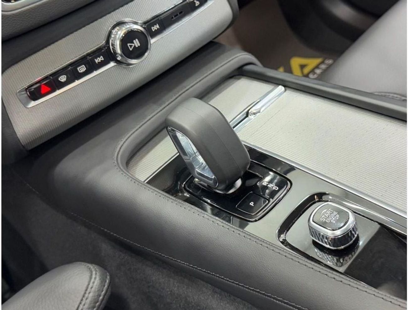 Volvo XC90 B5 2.0T 2024 Volvo XC90 B5 Plus Bright, Dec 2026 Volvo Warranty, 7 Seater, Excellent Condition, GCC