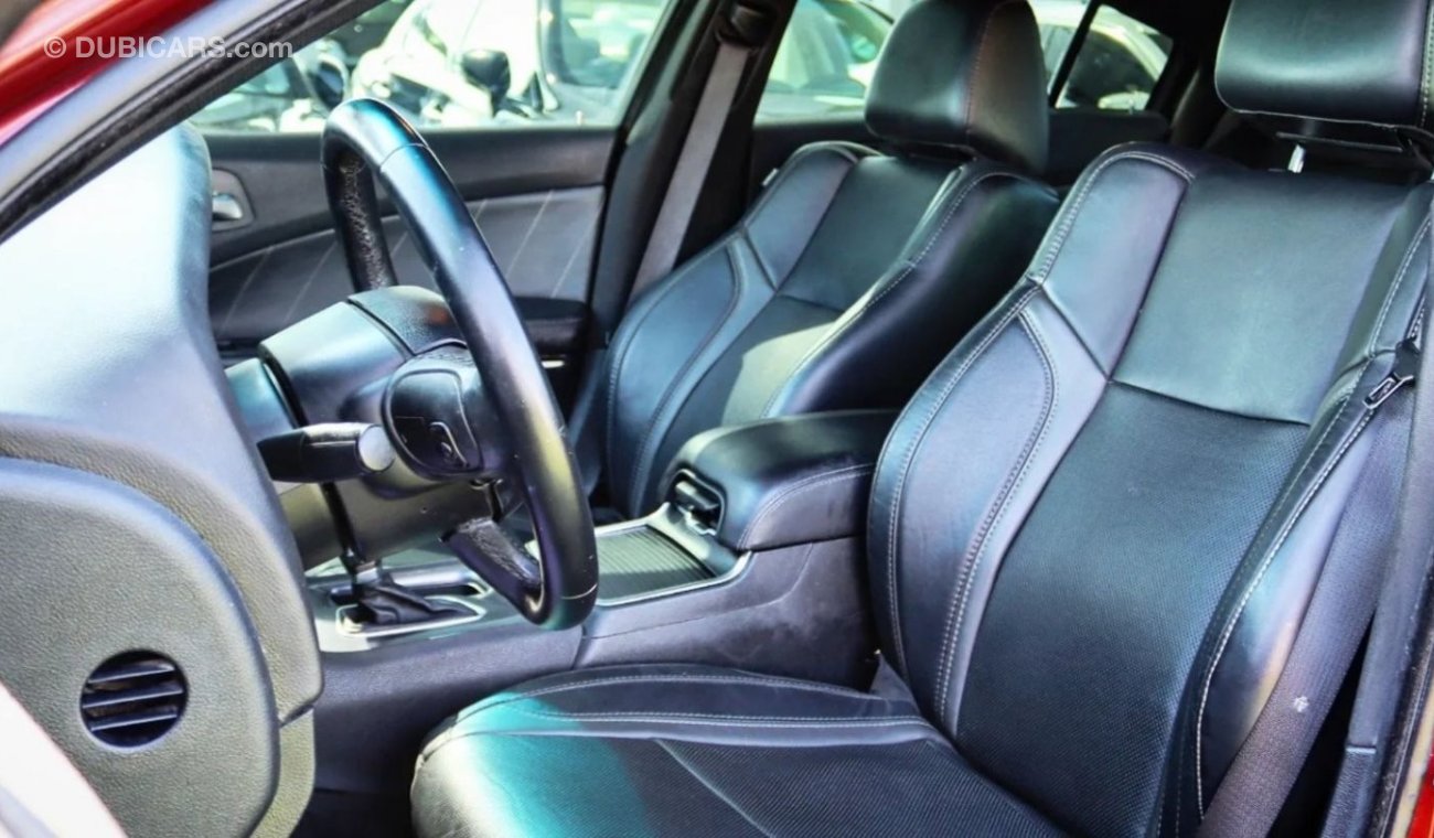 دودج تشارجر *SRT BODY KIT* Charger SXT V6 2018,Stock Original Leather seats with  Cool Seats, Big Screen, Excell