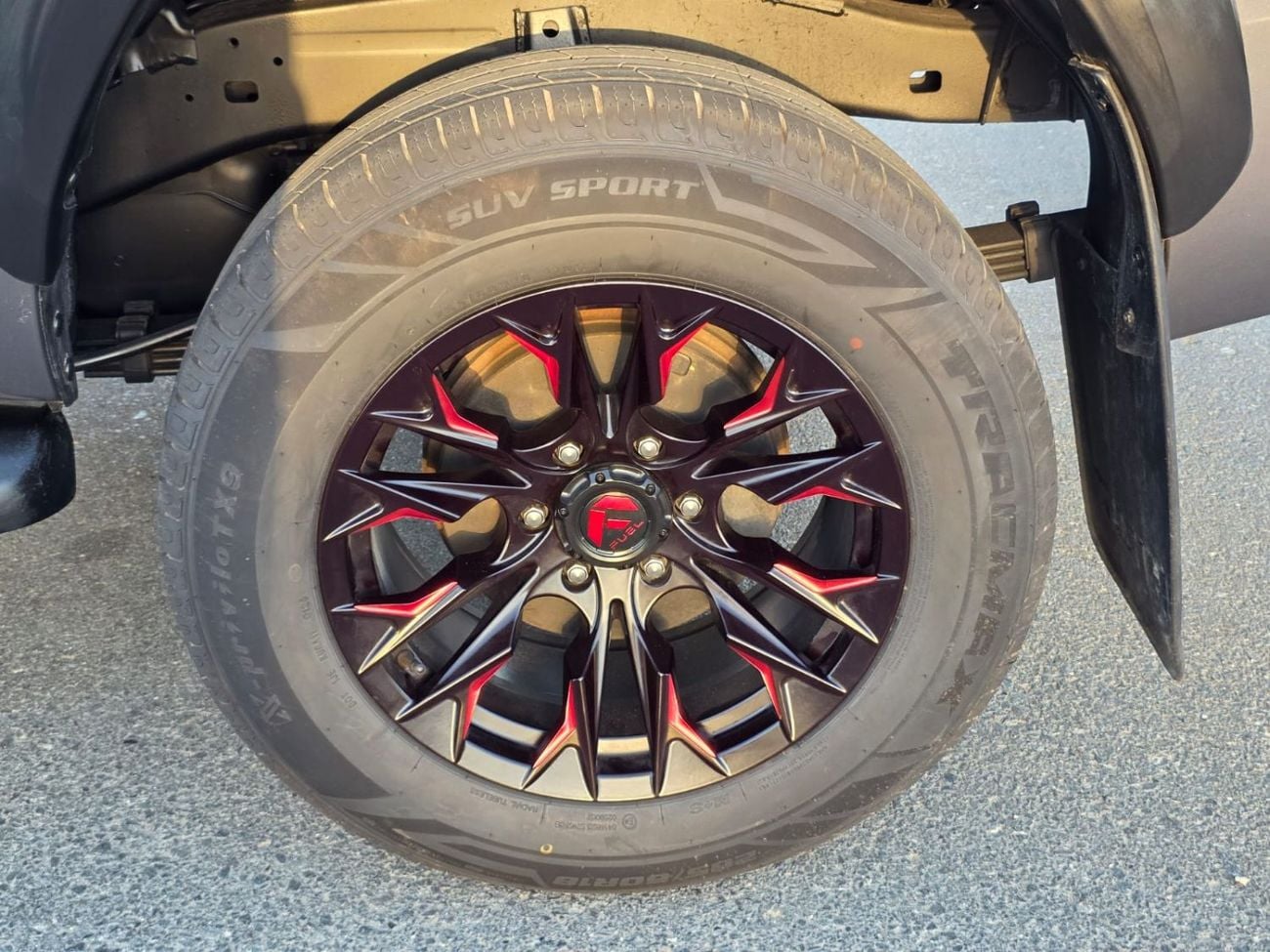 Toyota Hilux DOUBLE CABIN | RHD | 2021 | 2.8L DIESEL ENGINE | AUTOMATIC TRANSMISSION | NUDGE BAR