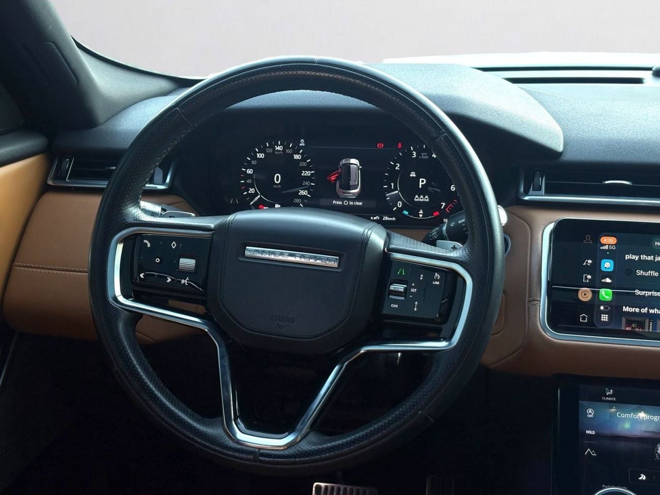 لاند روفر رينج روفر فيلار R-DYNAMIC HSE AED 3,000 P.M | 0% DOWN PAYMENT | RANGE ROVER VELAR P300 HSE R-DYNAMIC