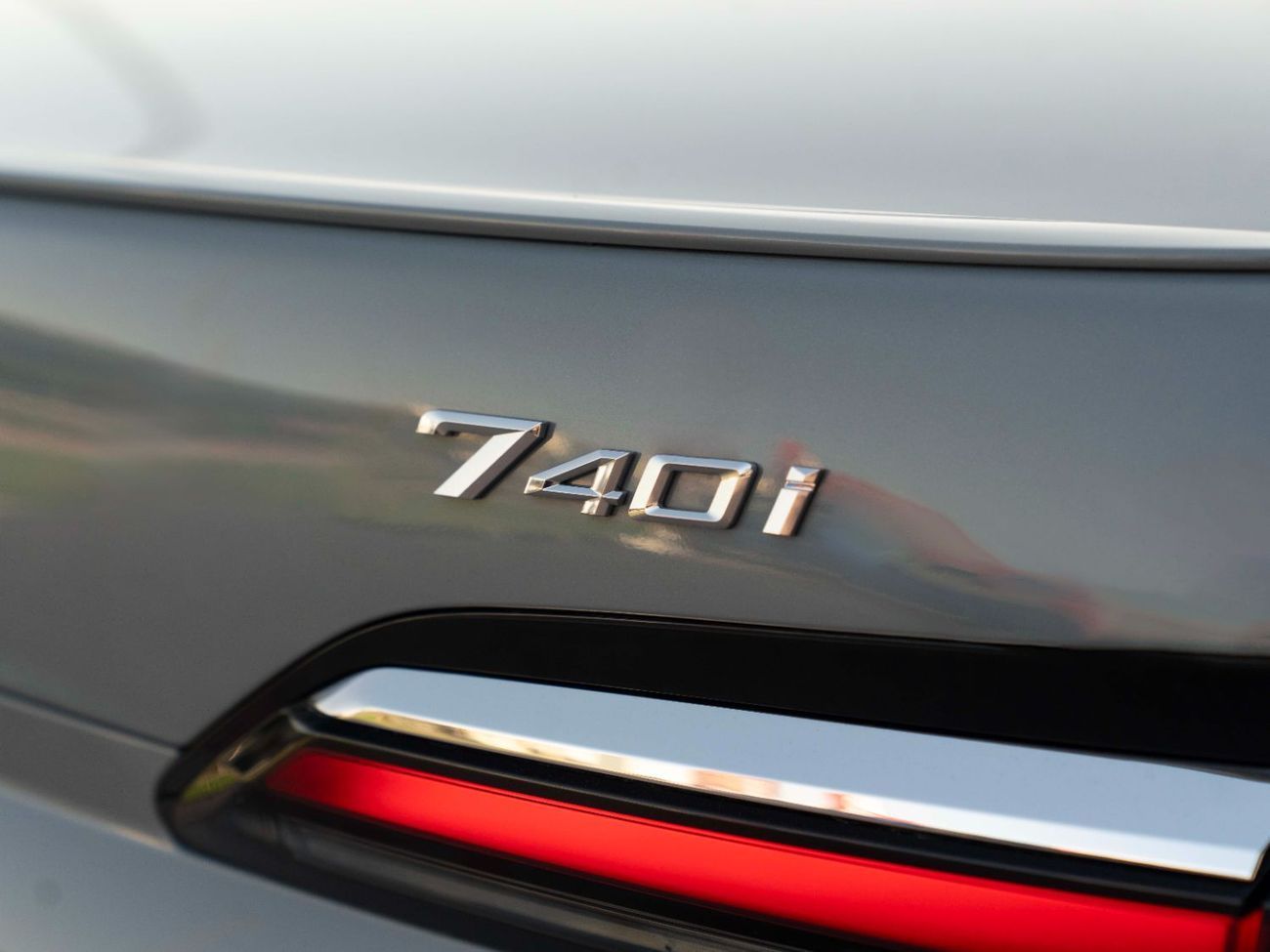 بي أم دبليو 740i 740i ///M PACK