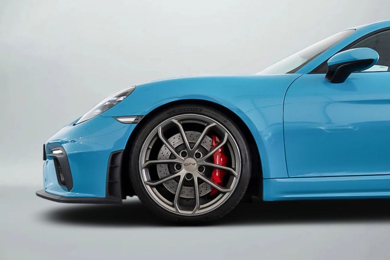 Porsche Cayman GT4