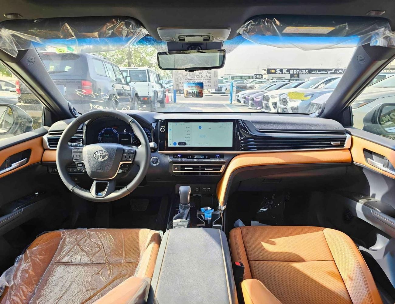 تويوتا كامري LIMITED HEV LUMIERE HYBRID 2.5L V4 || RADAR | PANORAMIC ROOF | 360*CAMERA | HEADS UP DISPLAY (CODE # CLM)