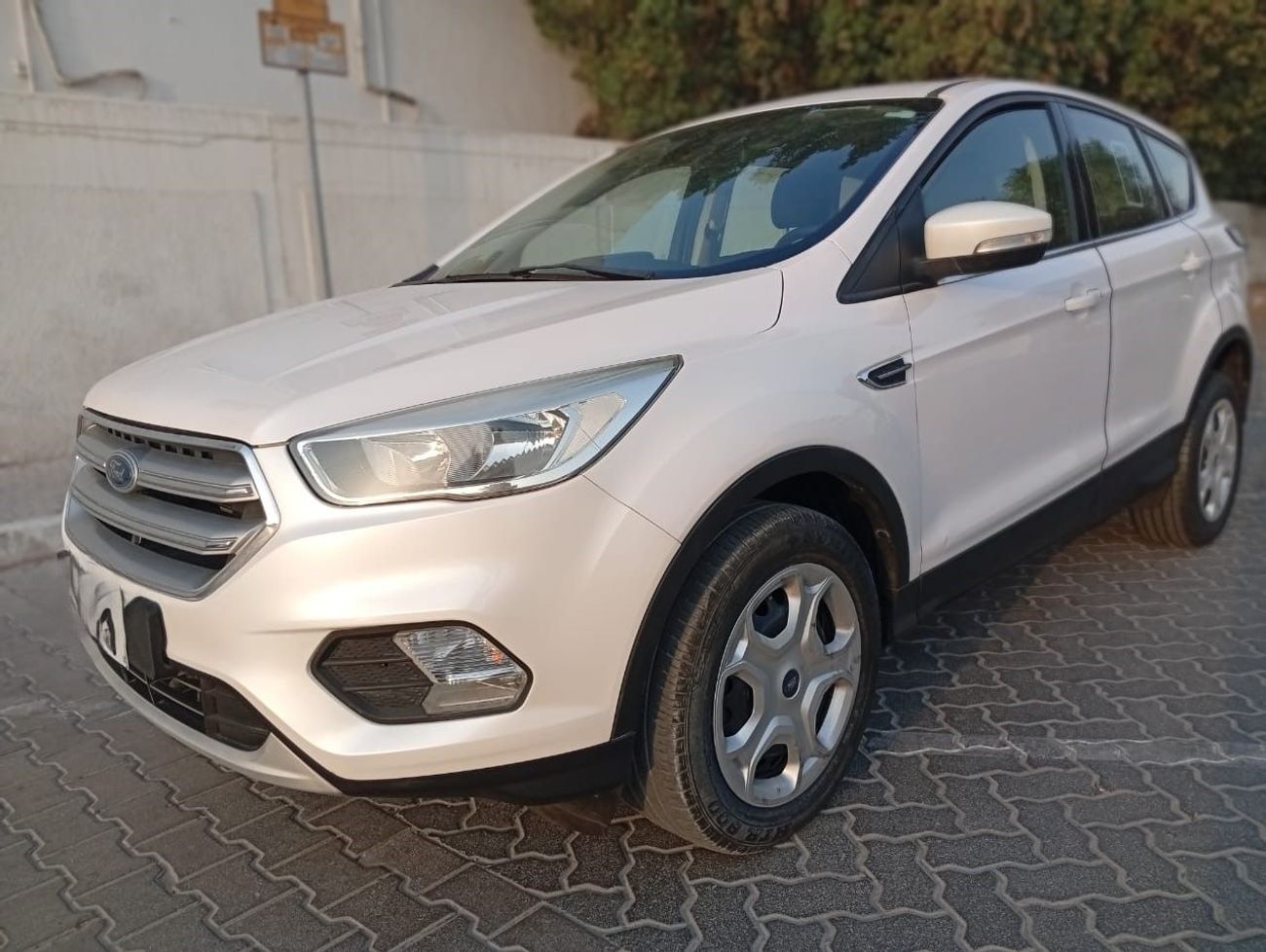 فورد إيسكاب 2.5L PETROL AUTOMATIC TRANSMISSION