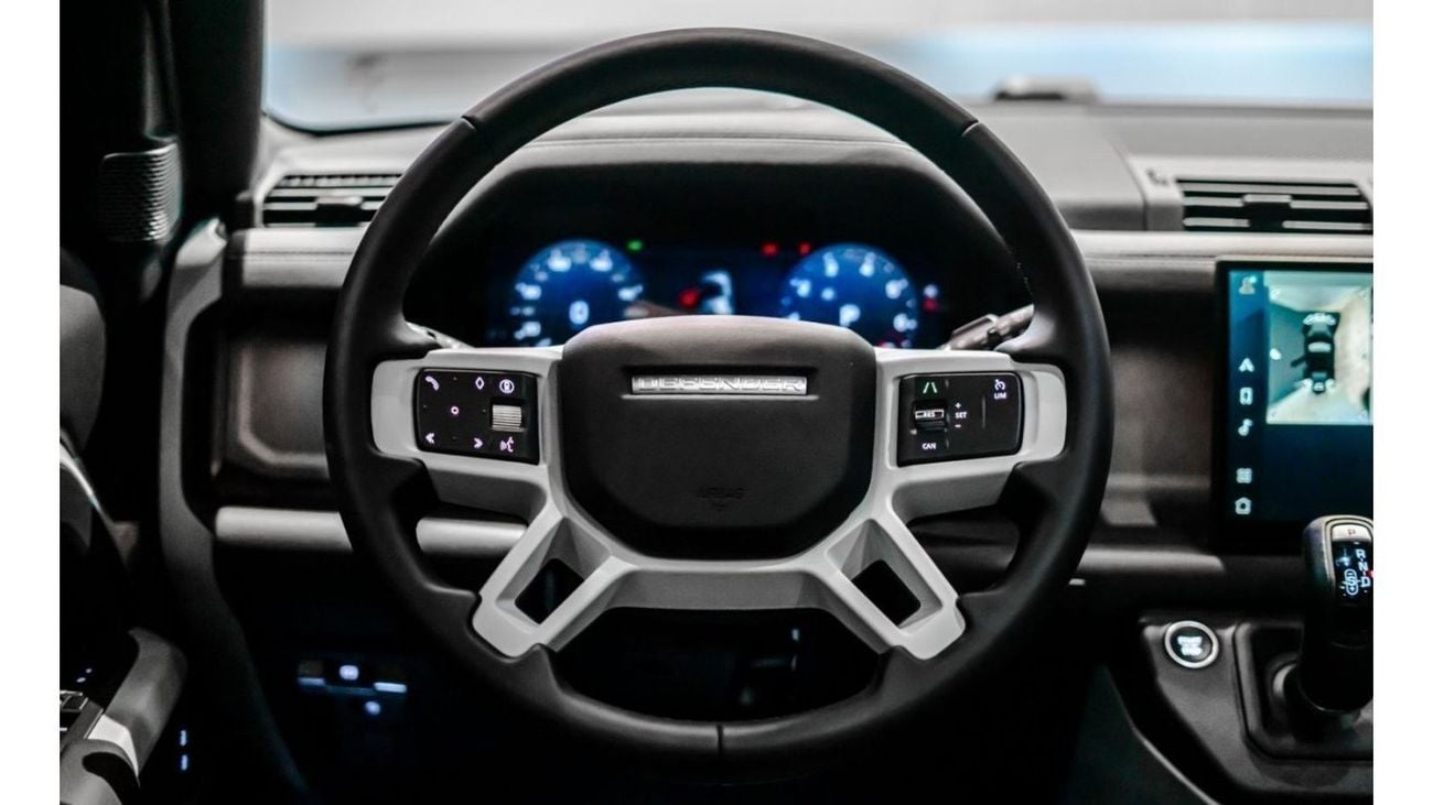 Land Rover Defender 2024 Land Rover Defender 110 P400 SE, 2028 Land Rover Edition, County Pack, Low KMs, GCC