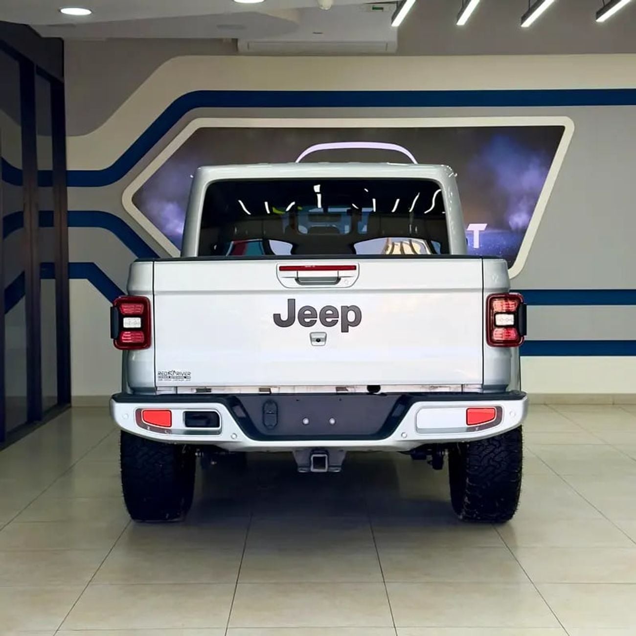 جيب جلادياتور Overland 3.6L Overland