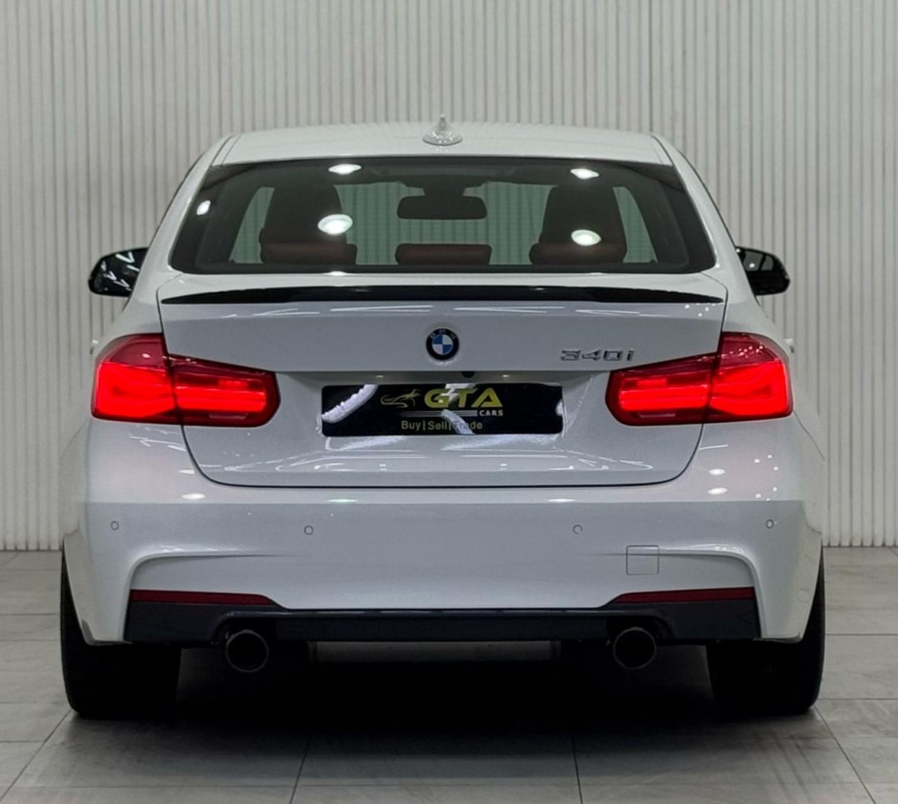 BMW 340i M-Sport 2018 BMW 340i M-Sport, Warranty, May 2027 BMW Service Pack, Excellent Condition, GCC