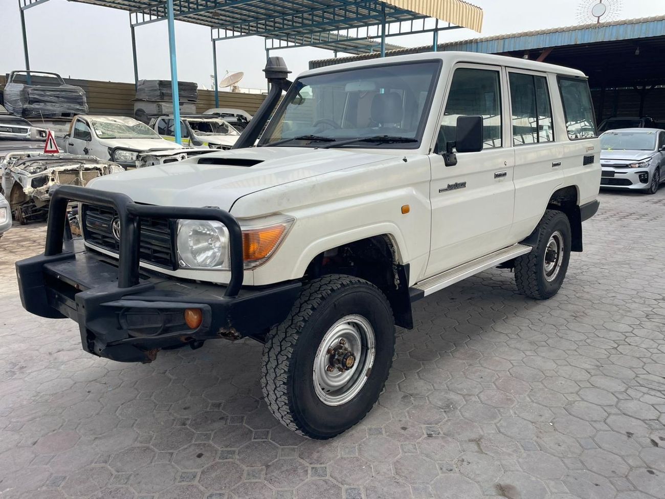Toyota Land Cruiser 70