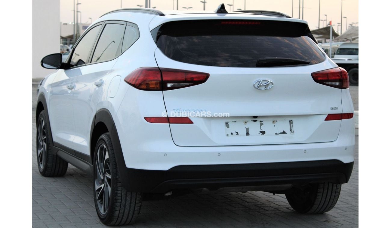 هيونداي توسون هيونداي توسان 2019 خليجي 1600 فل أوبشن رقم 1 بحالة ممتازة بدون صبغ بدون حوادث نظيفه جدا من الداخل وا