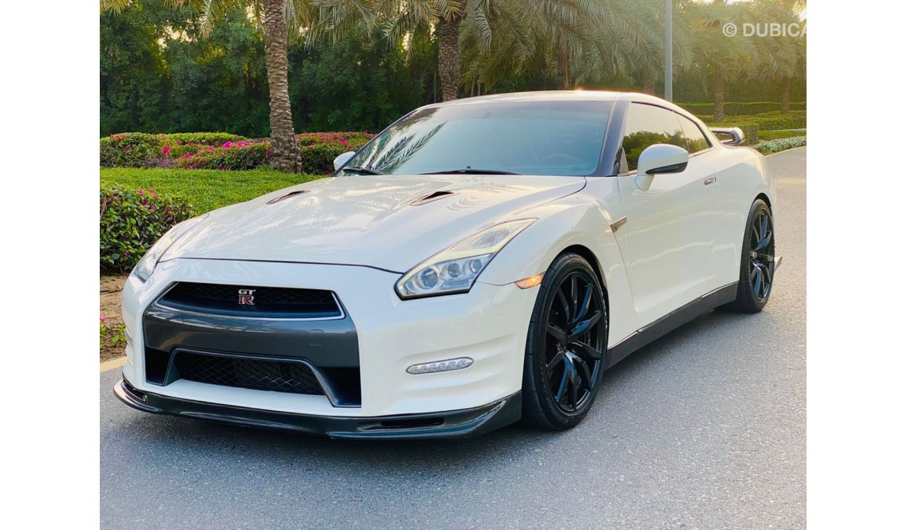 نيسان GT-R نيسان جى تى ار 2015 وارد امريكا بحاله ممتازه ضمان شاسيه جير ماكينه