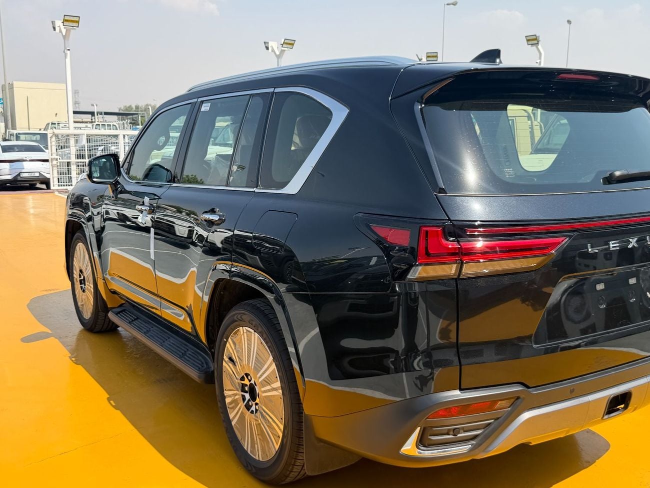 Lexus LX600 SIGNATURE