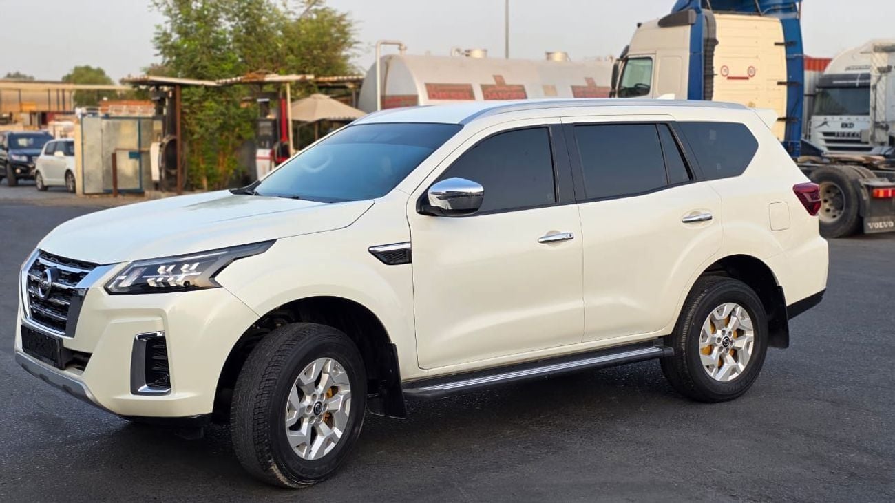 Nissan XTerra Platinum 2.5L 4WD